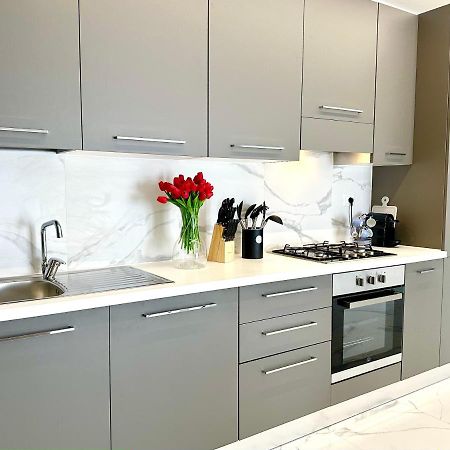 Donnino Apartments Fidenza Εξωτερικό φωτογραφία
