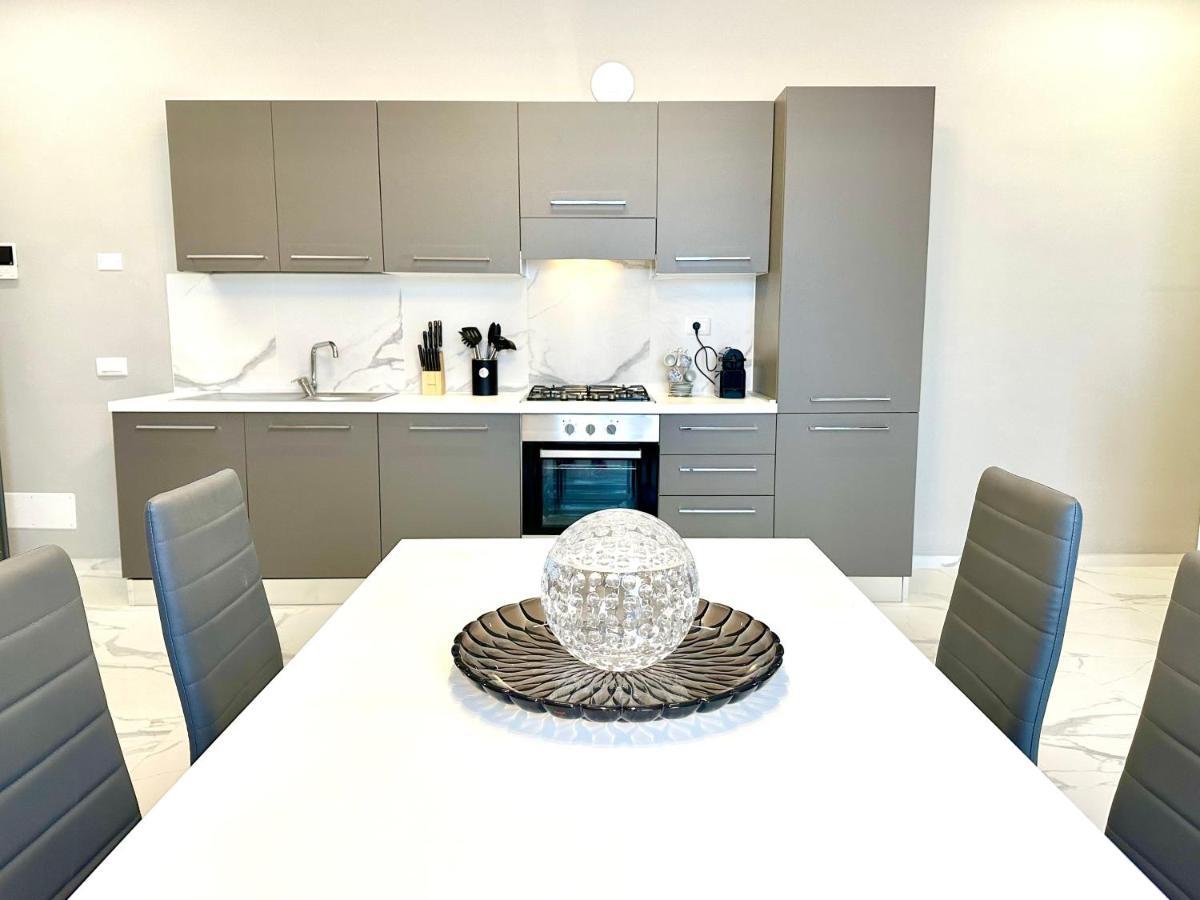 Donnino Apartments Fidenza Εξωτερικό φωτογραφία